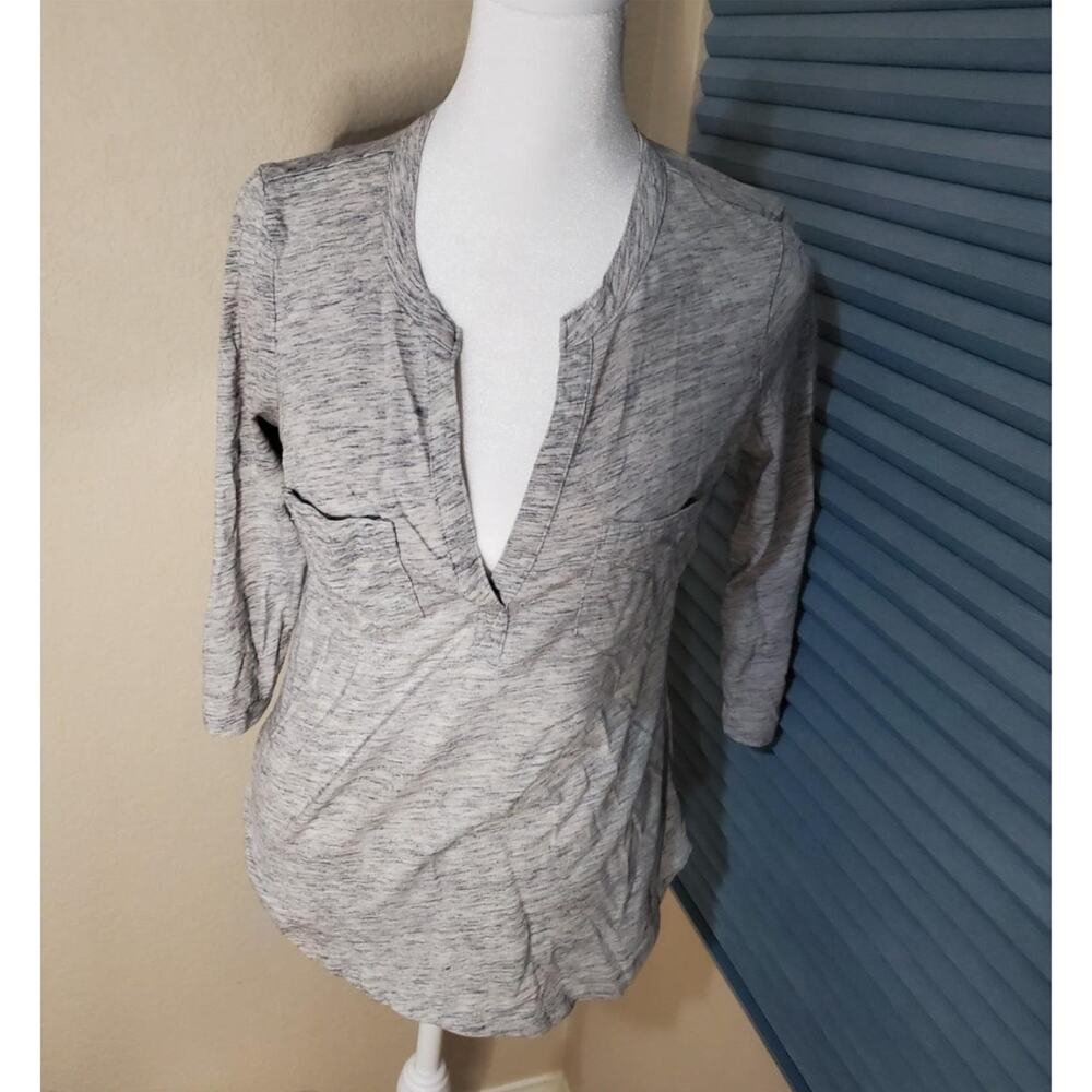 Gap Gray Long Sleeve V Neck - Womans Top - Size XS